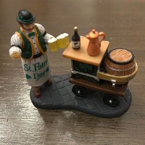 Dept 56 Christmas in the City “Serving Irish Ale” figurine